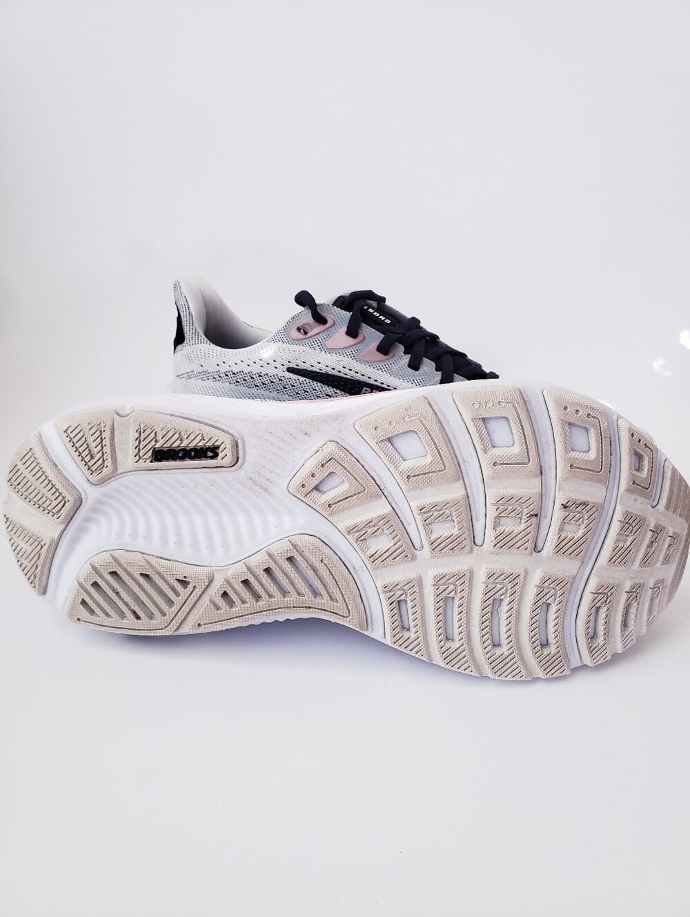 Brooks Ghost 17 Women's Running Shoes White Black Rose Gold - Picture 14 of 16